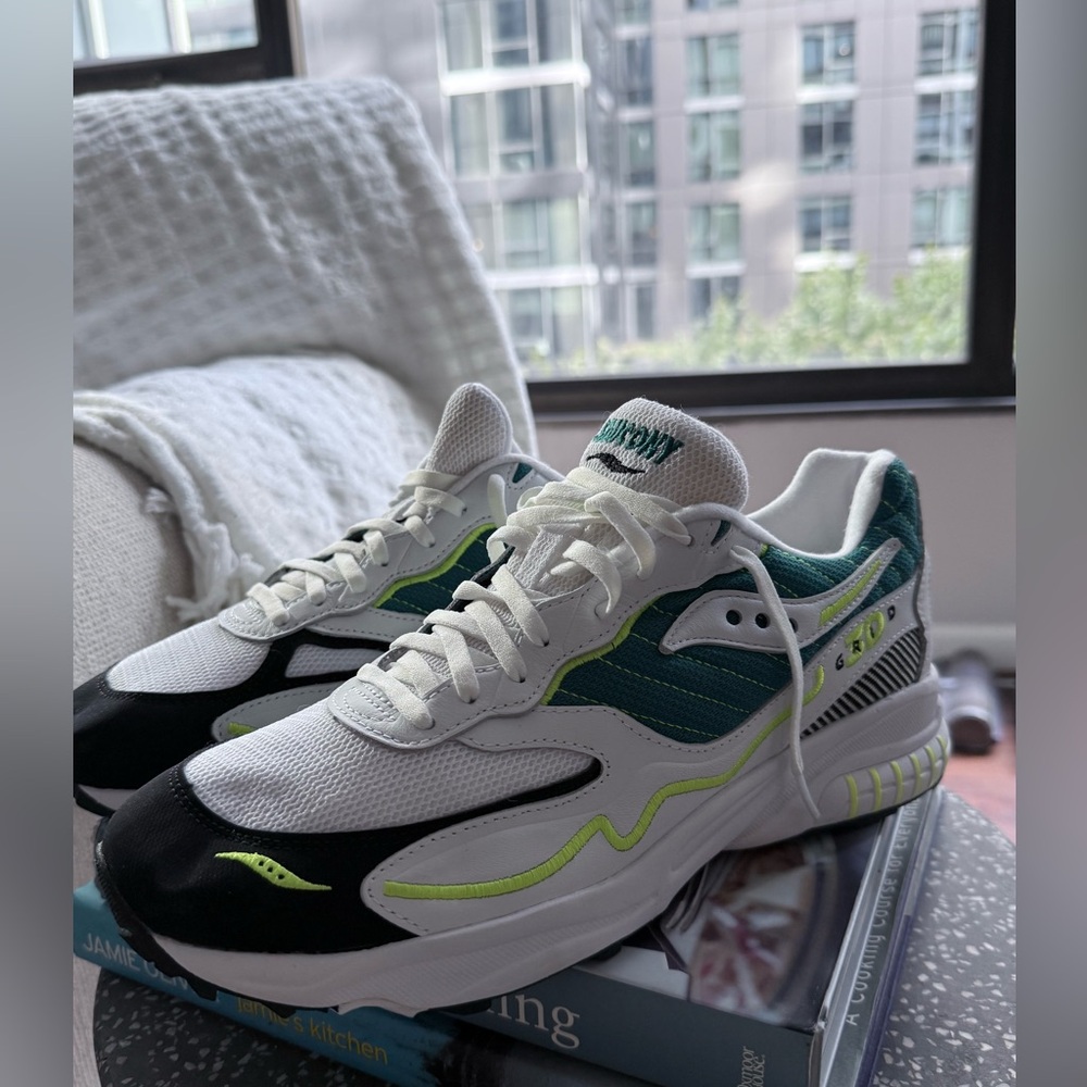 SAUCONY Male Adult Men White/Green size 10